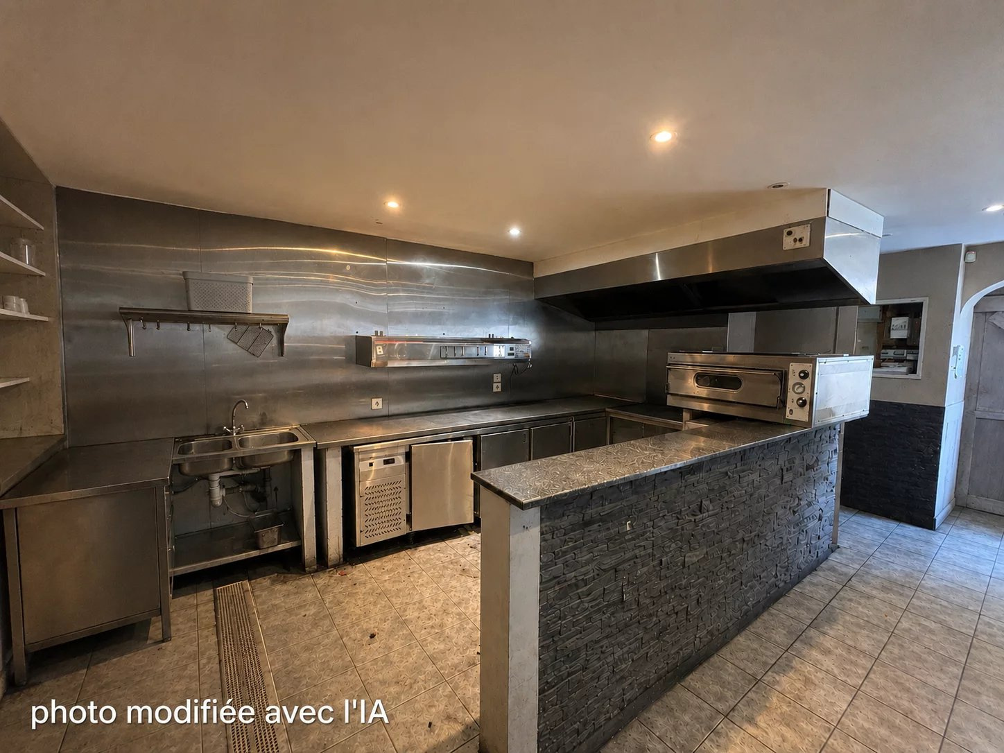 Local commercial à louer à Nice, 42,44 m², 1 pièce – photo 2 sur 2
