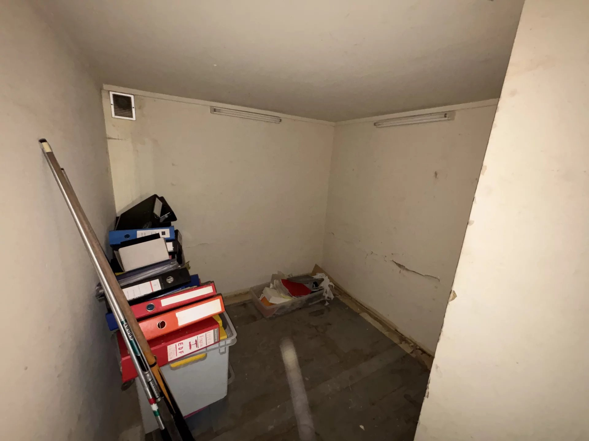Entrepôt à vendre à Nice, 80 m² – photo 2 sur 3
